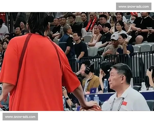 赛后采访火了！中国女篮世界杯冠军，谈夺冠感受哽咽落泪！