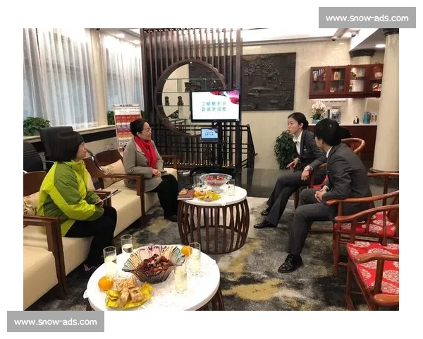 谁说电竞不体面颁奖典礼上的绅士风度，赢得满堂彩